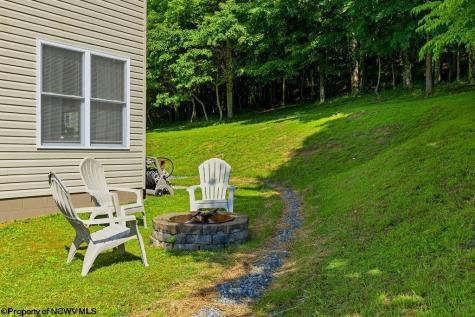 57 Stags Leap Drive Belington WV 26250