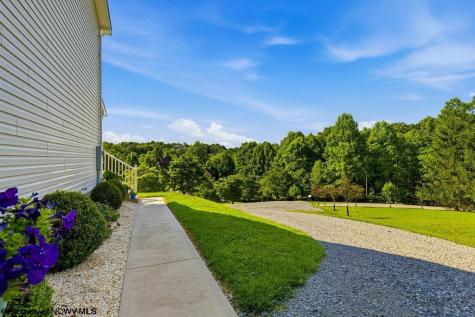 57 Stags Leap Drive Belington WV 26250