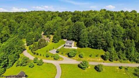 57 Stags Leap Drive Belington WV 26250
