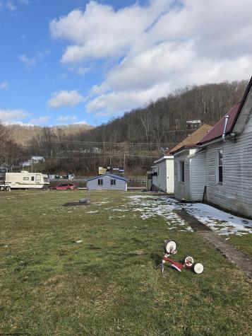 204 W 7th Street Weston WV 26452