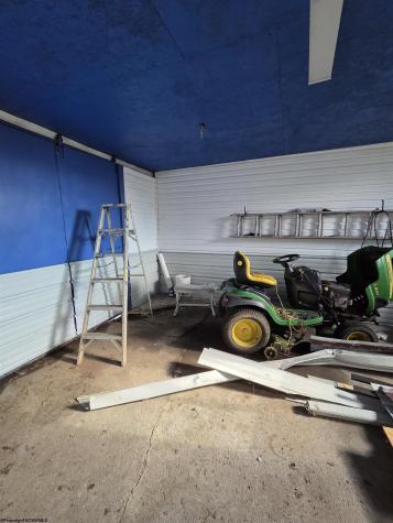 204 W 7th Street Weston WV 26452