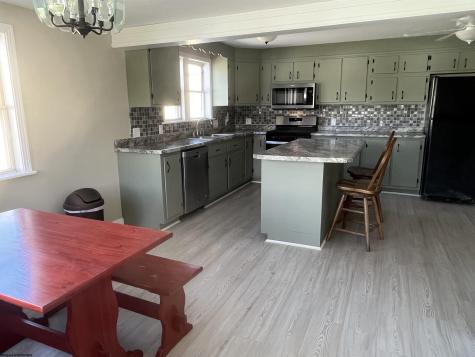 19 Forinash Road Weston WV 26452