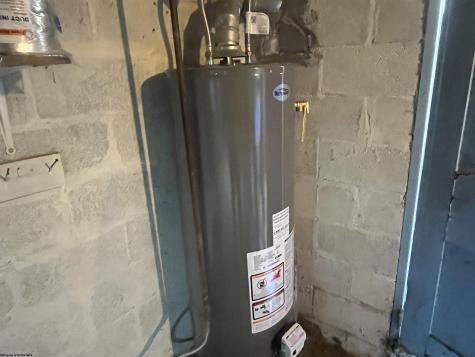 19 Forinash Road Weston WV 26452