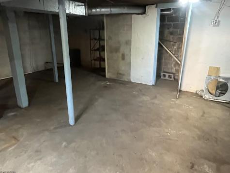 19 Forinash Road Weston WV 26452