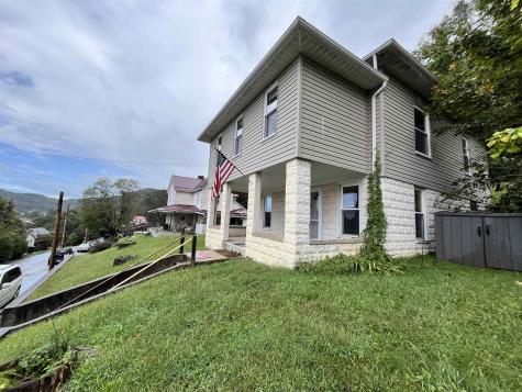 403 S Walnut Street Philippi WV 26416