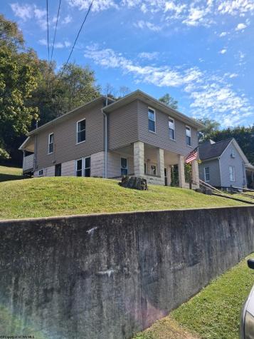 403 S Walnut Street Philippi WV 26416