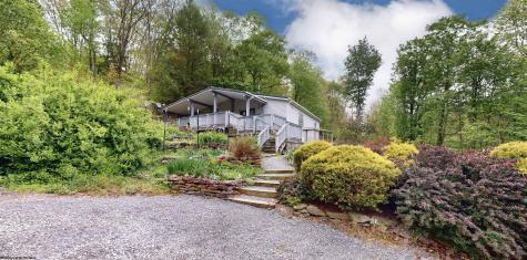 1418 Cherry Run Road Grafton WV 26354