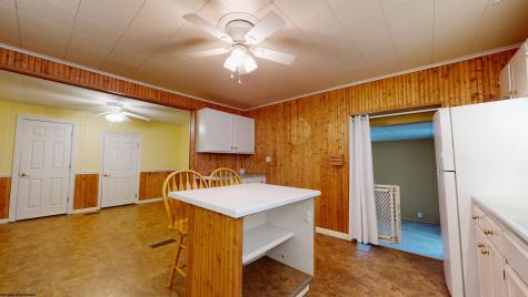 1418 Cherry Run Road Grafton WV 26354