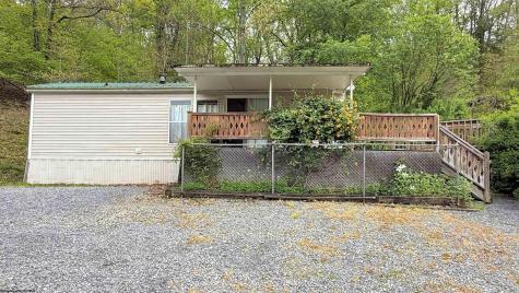 1418 Cherry Run Road Grafton WV 26354