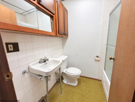 832 Ridgeway Avenue Morgantown WV 26505