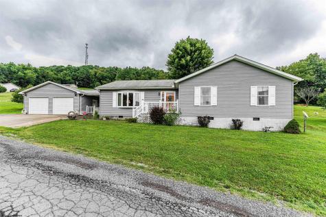 113 Joe's Drive Fairview WV 26570