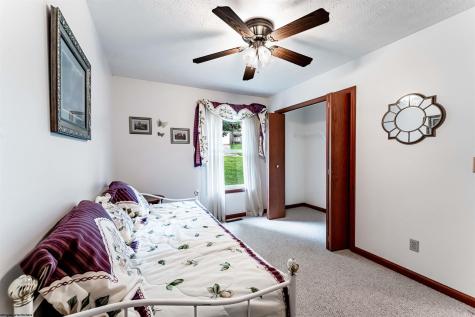 113 Joe's Drive Fairview WV 26570