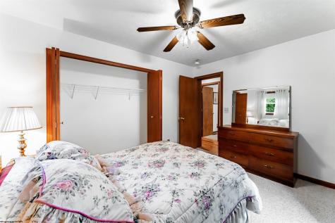 113 Joe's Drive Fairview WV 26570