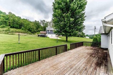 113 Joe's Drive Fairview WV 26570