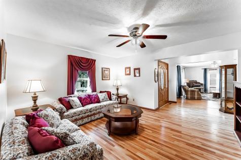 113 Joe's Drive Fairview WV 26570