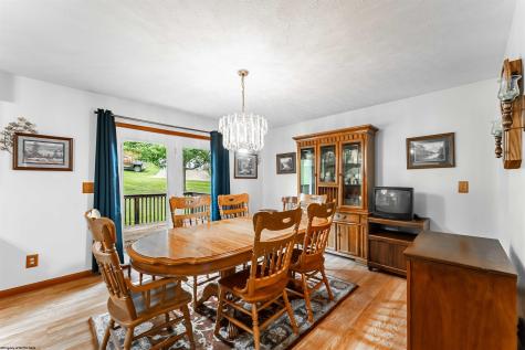 113 Joe's Drive Fairview WV 26570
