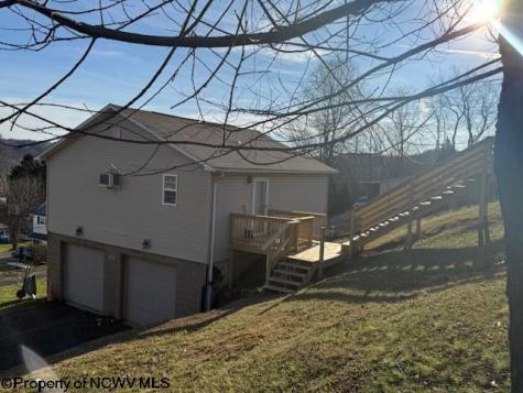 112 Knouse Lane Granville WV 26534