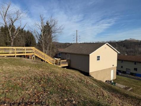 112 Knouse Lane Granville WV 26534