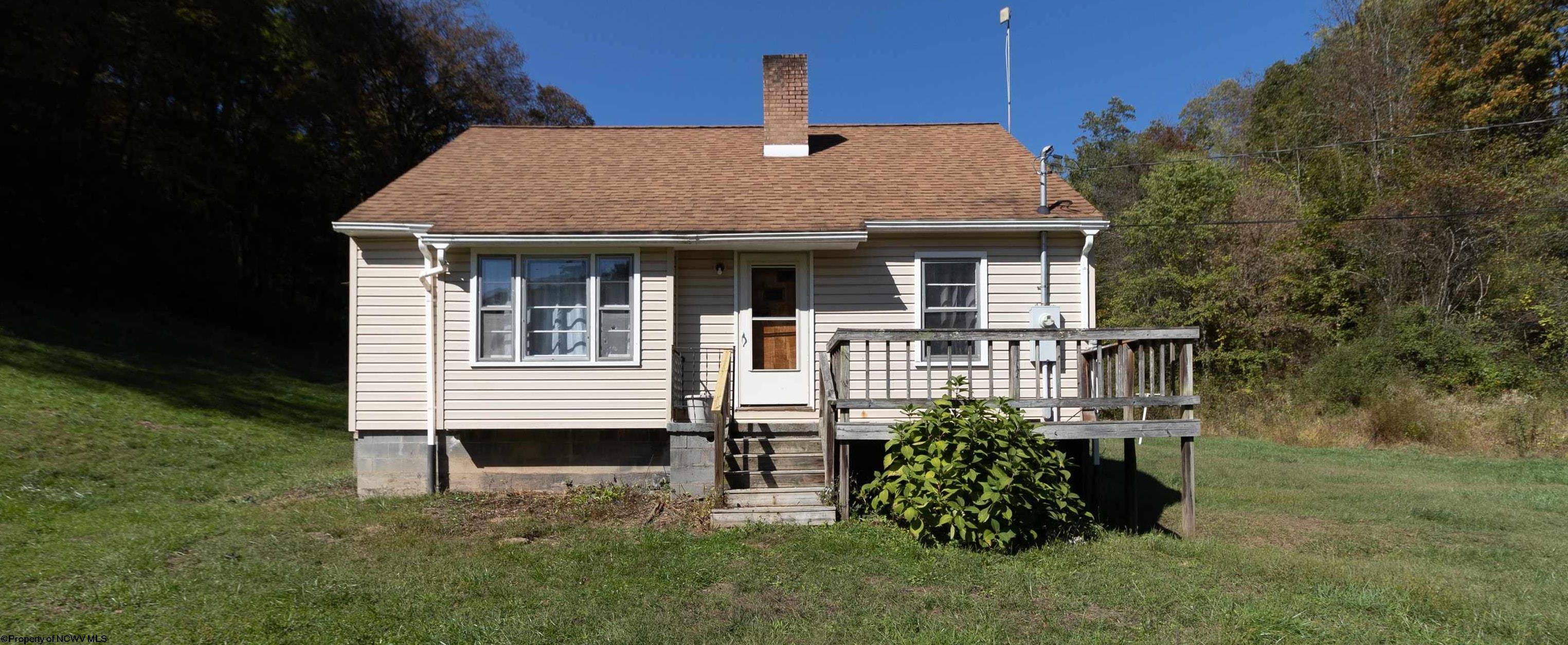 1369 Flag Run Road Clarksburg WV 26301-999