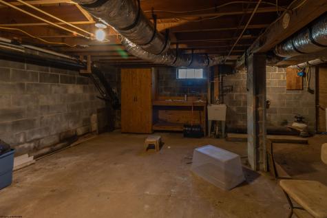 1369 Flag Run Road Clarksburg WV 26301-999