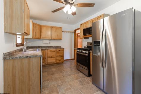 1369 Flag Run Road Clarksburg WV 26301-999