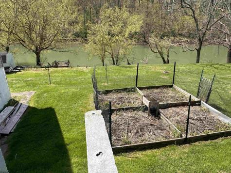 741 Elk River Road Gassaway WV 26624