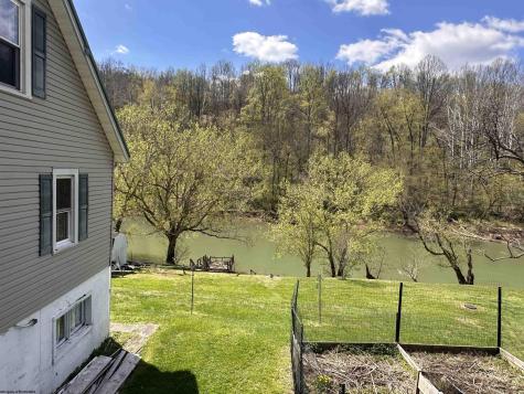 741 Elk River Road Gassaway WV 26624