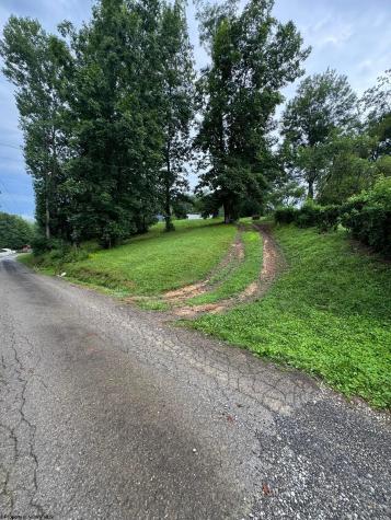 101 Dogwood Trail Napier WV 26631