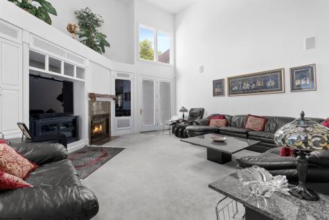 2017 Anna Furnace Drive Morgantown WV 26508