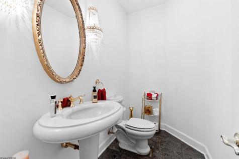 2017 Anna Furnace Drive Morgantown WV 26508