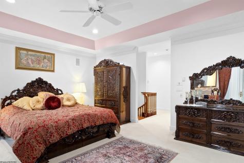 2017 Anna Furnace Drive Morgantown WV 26508