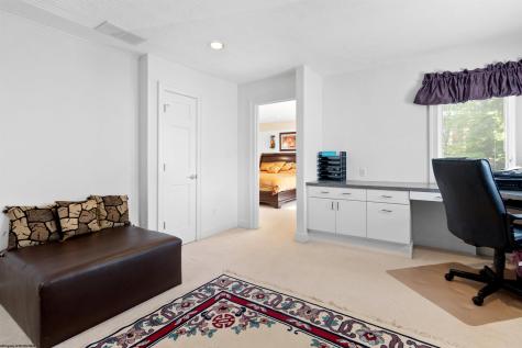 2017 Anna Furnace Drive Morgantown WV 26508