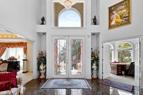 2017 Anna Furnace Drive Morgantown WV 26508