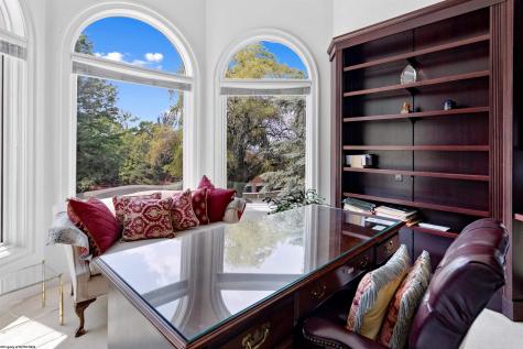 2017 Anna Furnace Drive Morgantown WV 26508