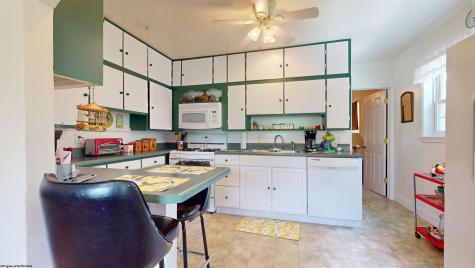 104 Sunshine Way Fairmont WV 26554