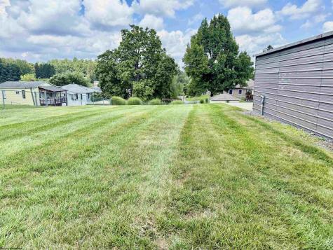 1617 Crestmont Circle Fairmont WV 26554