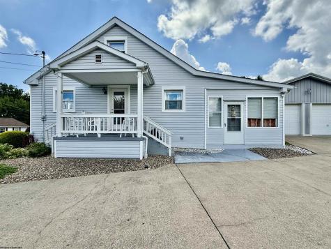 1617 Crestmont Circle Fairmont WV 26554