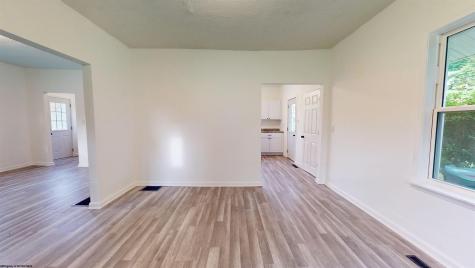 1095 Parkview Road Grafton WV 26354