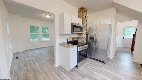 1095 Parkview Road Grafton WV 26354