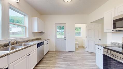 1095 Parkview Road Grafton WV 26354