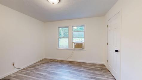 1095 Parkview Road Grafton WV 26354