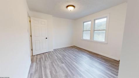 1095 Parkview Road Grafton WV 26354