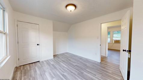 1095 Parkview Road Grafton WV 26354