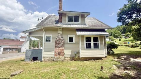 1095 Parkview Road Grafton WV 26354