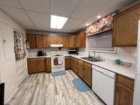 201 Euclid Avenue Clarksburg WV 26301-4003