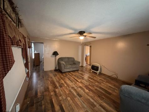 847 Us Highway 33 West Weston WV 26452