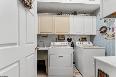 814 Linton Road Gladesville WV 26374