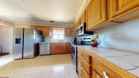 178 Mulberry Lane Fairmont WV 26554