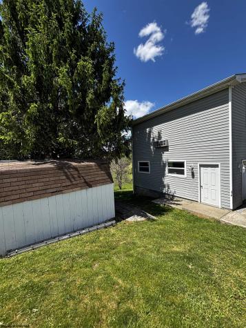 178 Mulberry Lane Fairmont WV 26554