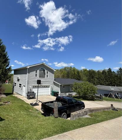 178 Mulberry Lane Fairmont WV 26554